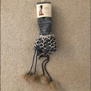 🌻Simply Noelle NWT Perfect Blue Boot Socks🌻